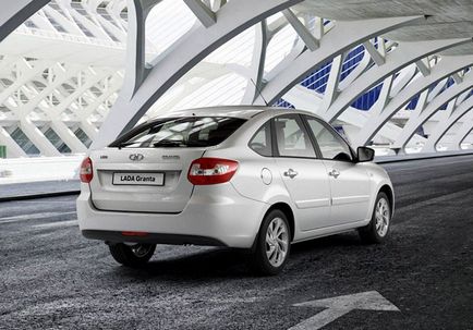 Lada acordă hatchback