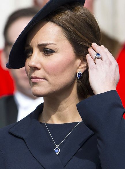 Kedvenc Ékszer Kate Middleton, kozmopolita magazin