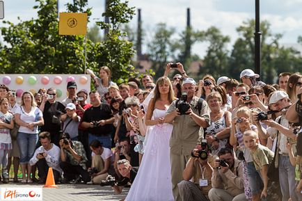 Marathon of Brides 2012 în Izhevsk Fugiți în cizme - Ижфото, Ижфото