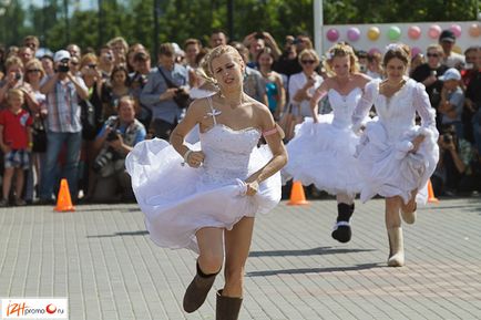 Marathon menyasszony 2012 Izhevsk verseny csizma - izhfoto, izhfoto