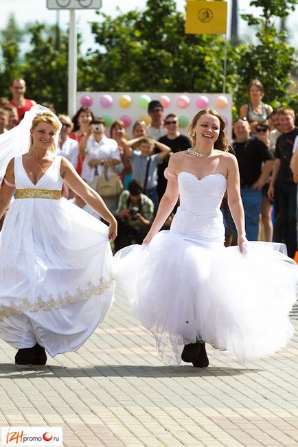 Marathon of Brides 2012 în Izhevsk Fugiți în cizme - Ижфото, Ижфото