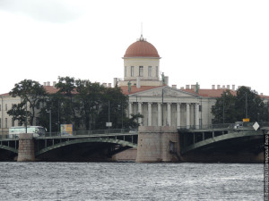 Palatele palatului Mariinsky și ghidul de case la Sankt Petersburg