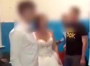 Масова бійка з «упокорення» нареченої на весіллі в Кишиневі потрапила на відео
