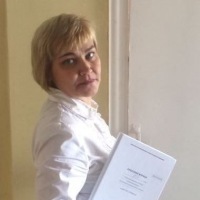 A Can egyik tanár tutori saját iskolában (tutori) Lehet egy tanár tutori saját iskolai