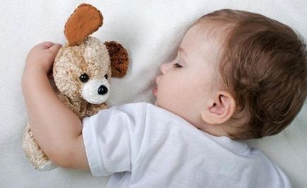 Alvászavarok a gyermek legfeljebb egy évig