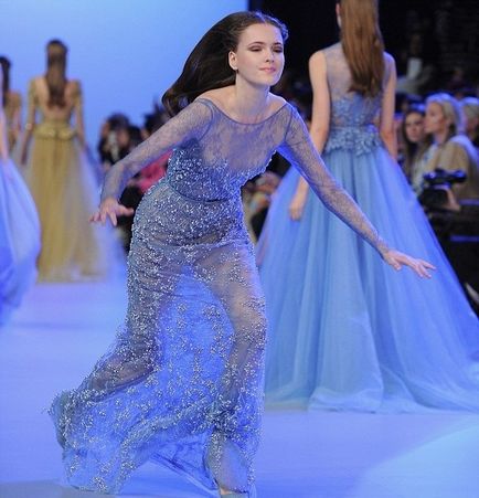 Elegant rochii de colecție elie saab chic de la faimoasa fotografie designer