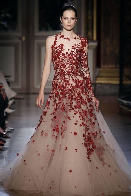 Elegant rochii de colecție elie saab chic de la faimoasa fotografie designer