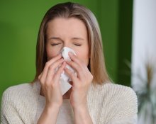 Orrfolyás csecsemőknél 2-4 hónap, mint kezelni, hogyan kell megérteni, hogy ő rhinitis