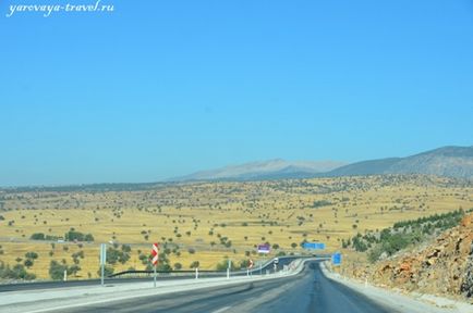 Se odihnește în Pamukkale, călătorește cu izvorul