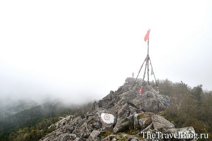 Відгук про сходження на містичну гору Підаєв, thetravelblog