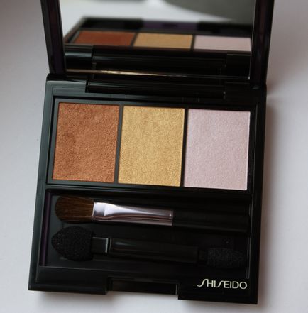 Палітра тіней shiseido luminizing satin eye color trio br 214 into the woods - відгук, Свотч,