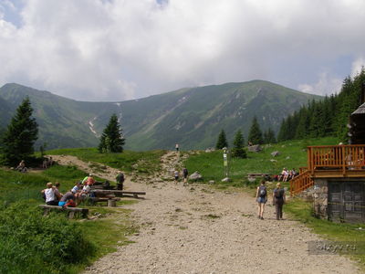 Drumeții în apropiere de Zakopane