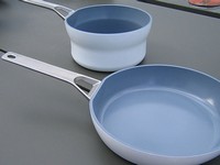Посуд для вручений панелі (плити)