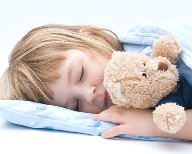 Дитина вночі погано спить як поліпшити сон малюка і виспатися доктор комаровский