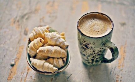 Bagel tésztát vaj, a margarin és a tejföl