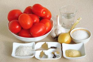Salate din roșii pentru caracteristici de gătit de iarnă, rețete