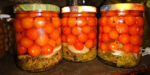 Салати з помідорів на зиму особливості приготування, рецепти