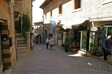 San marino, program, turnuri, parcare, funicular, străzi, povestiri detaliate despre călătorii, căutări