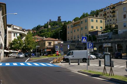San Marino, menetrend, tornyok, parkoló, kábel autó, utca, részletes történeteket az utazások, keresés