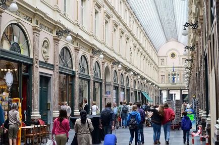 Vásárlás Belgiumban, mit kell vásárolni, és hogy a turisták a Brüsszel bemutatni (szezonban 2017)