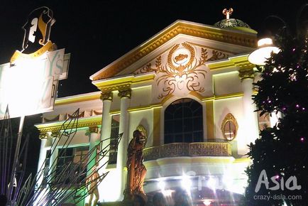 Megjelenítése transznemű Tiffany és Alcazar, őrült Ázsiából (Thaiföld) Megjelenítése transznemű Tiffany és Alcazar, őrült ázsia