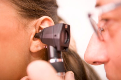 Шум і дзвін у вухах (тиннитус) причини, симптоми, як позбутися від постійного шуму в голові,