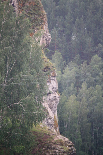 Stâncile din Kamensk-Ural sunt uralul nostru