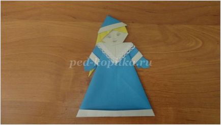 Snow Maiden of Paper în tehnica Origami