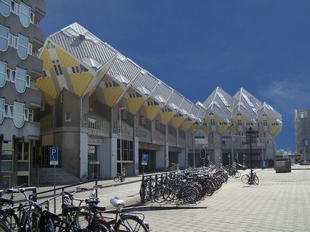 Liquor Holland, szeszesitalok