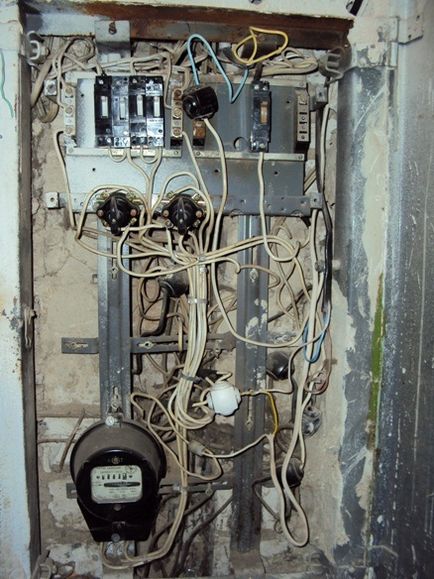 Стара електропроводка - в чому небезпека