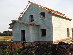 Будівництво будинку з теплоблоков під ключ