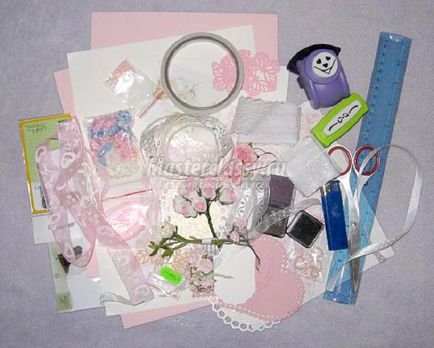 Nunta a stabilit o carte poștală și o cutie la ea în tehnica scrapbooking