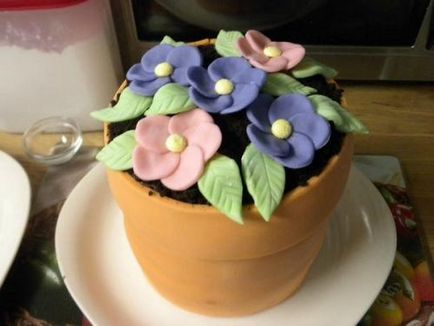 Торт з мастики - квітковий горщик