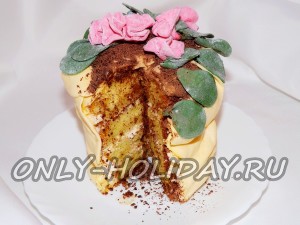 Торт з мастикою «фіалки в горщику», рецепт з фото