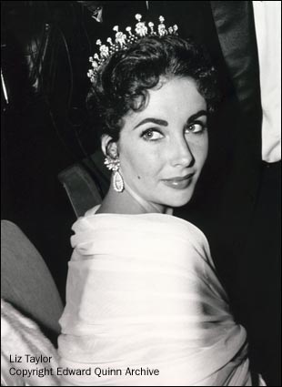 Elizabeth Taylor a murit, notebook-ul zarina