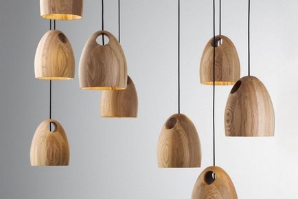 Lămpile unice de lemn reprezintă exemplele cele mai fermecătoare pentru interior