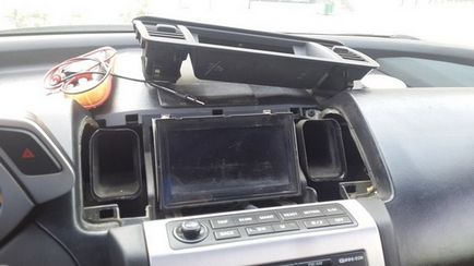 Telepítése a rádiót, és aux a fejegység Nissan Murano i át a szalagot, auto hang Nissan Murano