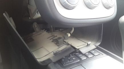 Telepítése a rádiót, és aux a fejegység Nissan Murano i át a szalagot, auto hang Nissan Murano