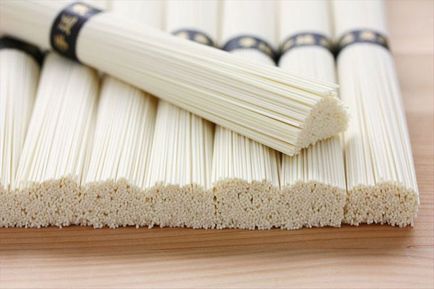 Tipuri de fidea japoneză - hrișcă soba, udon, ramen, fidea de orez