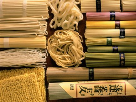 Tipuri de fidea japoneză - hrișcă soba, udon, ramen, fidea de orez