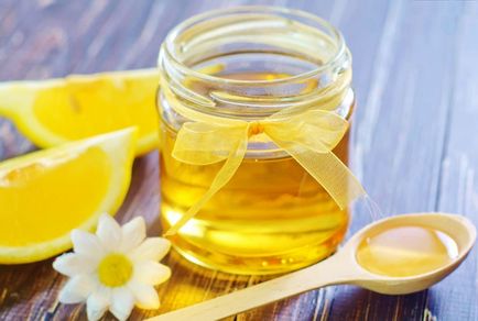 Apa cu miere pe un stomac gol beneficiază și rău, proprietăți, cum să ia