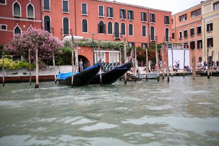 У Венеції з коляскою краще не потикатися