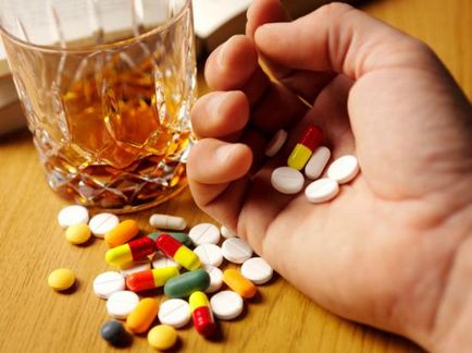 A kölcsönhatás alkoholt antibiotikumokkal, ha ez veszélyes valóban