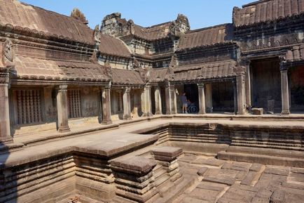 A templom komplexum Angkor Wat (Siem Reap, Kambodzsa)