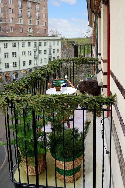 20 Idei de decorare a unui balcon pentru noul an - cele mai bune fotografii!