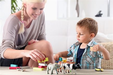 5 Montessori játékok kezük