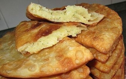 Чебуреки на кефірі з картоплею і сиром, найсмачніші кулінарні рецепти