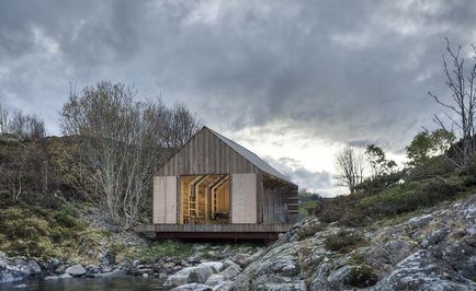Casa găzduiește 11 variante de case ecologice pe apă