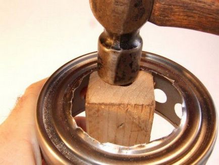 Fatüzelésű kályha tábor kezével, egy szórakoztató portál (tégelyek különböző méretű) Fatüzelésű kályha tábor kezével, egy szórakoztató portál