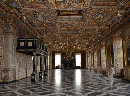 Palatul Frederiksborg, oferind descriere, fotografie, unde este pe hartă, cum să ajungi acolo